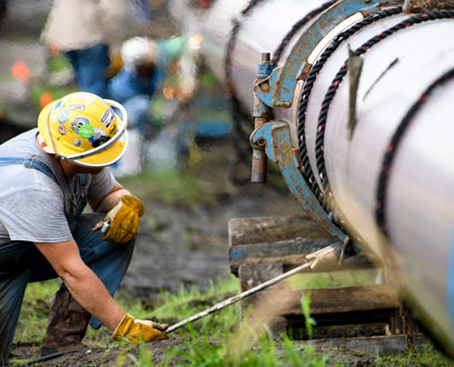 Pipeline workers